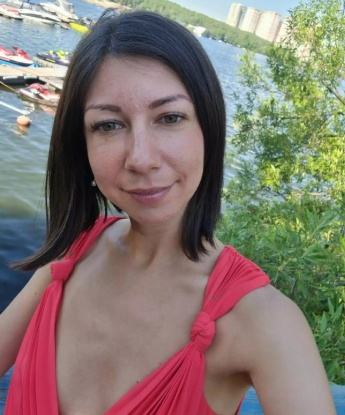 Я с радостью подарю тебе незабываемые мгновения удовольствия и разврата. Со мной ты ощутишь настоящую страсть и по-настоящему расслабишься. Мои нежные руки и горячее тело соткают вокруг тебя сеть желания и наслаждения. Предоставлю тебе самые возбуждающие эротические услуги: классический секс, оральные ласки, массаж и многое другое. Мои фото подтверждают мою красоту и особенности. Доверься мне и наполни свою жизнь яркими эмоциями и запоминающимися встречами. ✨💖✨ Анастасия
