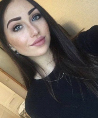 В Москве я создам для тебя атмосферу полного релакса и удовольствия. Мои услуги включают классический и эротический массаж, французский минет, классический секс и многое другое, чтобы удовлетворить все твои фантазии. 🌹
✨Мои возможности безграничны, и я готова подарить тебе море страсти и наслаждения. Я умею слушать, ухаживать и удовлетворять твои потребности. Позволь мне заботиться о тебе и исполнить все твои сокровенные желания. Будь уверен, я знаю, как сделать тебя счастливым.🔥
🌟 Не веришь? Отзывы любимых клиентов говорят сами за себя! Они описывают меня как заботливую, страстную и умелую партнершу, готовую устроить истинный праздник в постели. Просто посмотри на мои фото, и ты увидишь, что я на самом деле воплощение женской красоты и сексуальности. 💋💃
❤️ Живу я в самом сердце Москвы, готовая стать твоей тайной любовницей и компаньонкой в любой ситуации. Безопасность, конфиденциальность и удовлетворение клиента для меня на первом месте. Заходи ко мне в гости, и я окружу тебя нежностью и страстью, как никто другой. Погрузись в мир удовольствия рядом со мной! 🌹✨ Вера